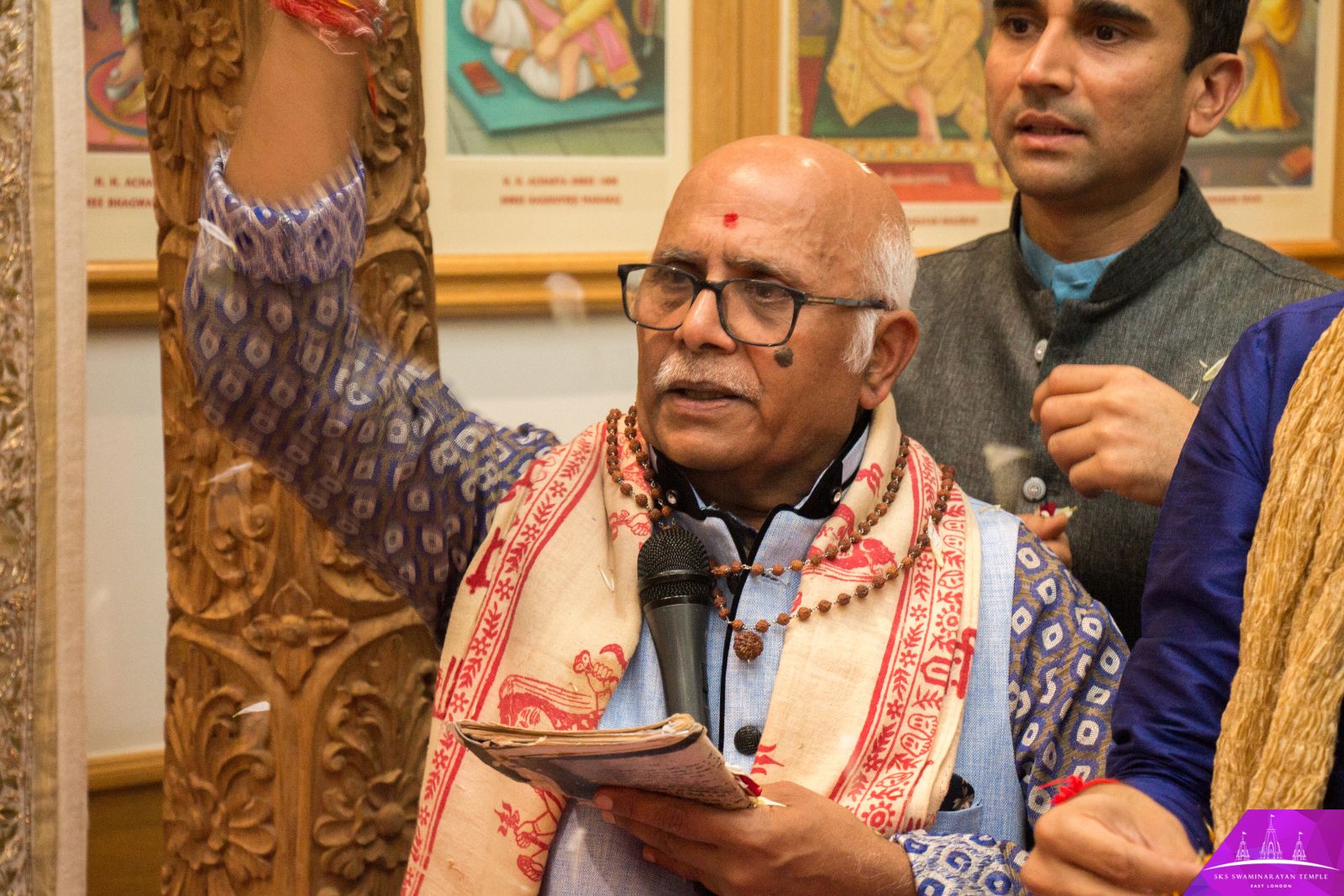 ©1987-2017 SKS Swaminarayan Temple East London